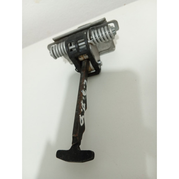 Limitador De Porta Dianteira Direita Citroen C3 2014 Dianteira Direito Preto