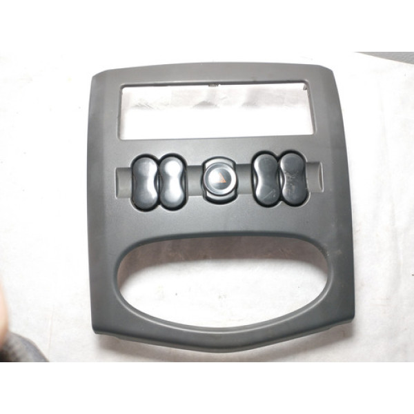 Acabamento Moldura Central Botão Renaut Logan 1.0 2008 2009