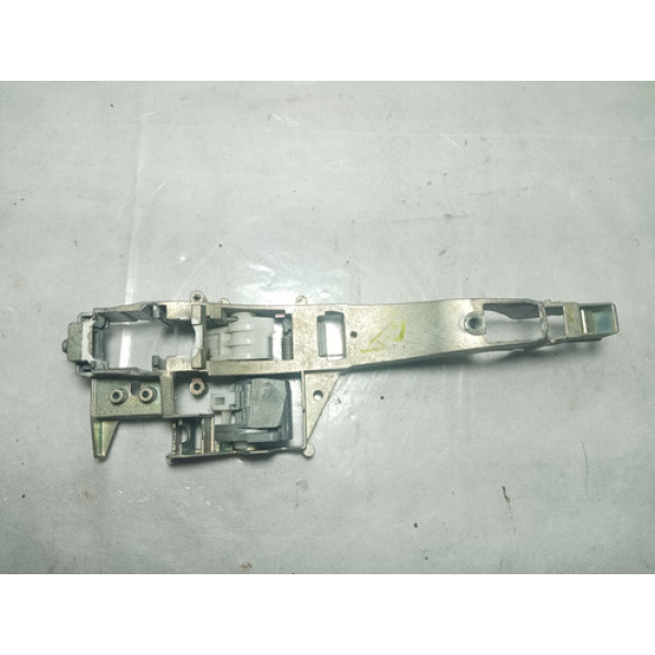 Suporte Maçaneta Esquerda Dianteira/ Traseira Citroen C3 18