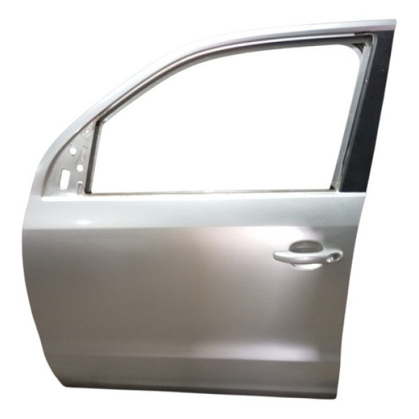 Porta Dianteira Esquerda C/maçaneta Amarok 2011 A 2019 Dianteira Esquerdo Prateado