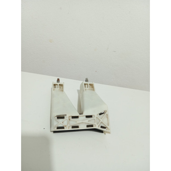 Guia Suporte Vidro Traseiro Direito Peugeot 307 2010