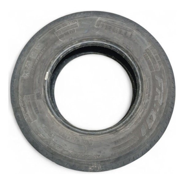 Pneu Pirelli Aro 17 235/75/175 Em Bom Estado